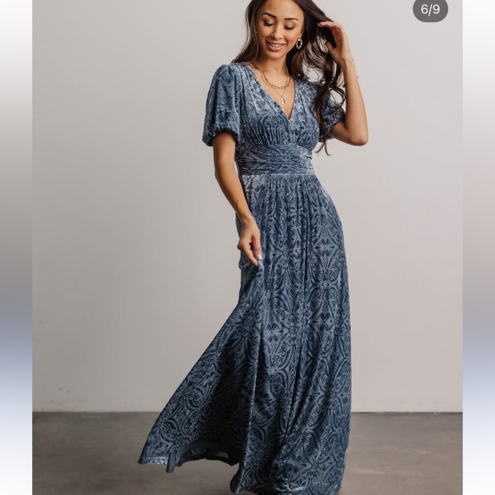Baltic Born | Leslie Blue Velvet Maxi Dress Size 1XL